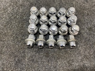 Гайка на колесо, ориг. номер 9094201033, Toyota Camry 2009-2011