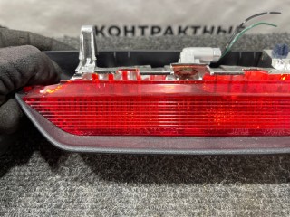 Стоп-вставка в крышку багажника, ориг. номер 52008, Toyota Vitz 2001-2005