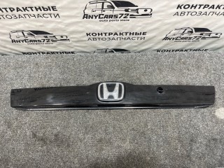 планка пятой двери, ориг. номер 74890TF00030, 74890TF0J110, 74890TF0E010, Honda Fit 2007-2010