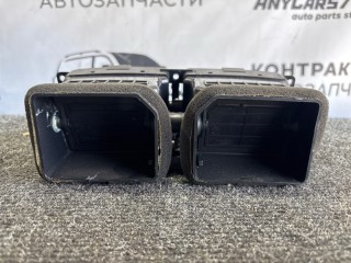 Дефлектор воздушный центральный, ориг. номер 974102E000, Hyundai Tucson 2004-2010