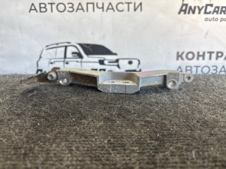 Кронштейн дроссельной заслонки, ориг. номер 2226723020, TOYOTA BELTA 2005-2008