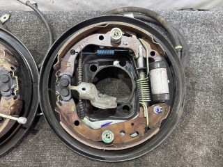 щиток тормозной, Toyota Vitz 2007-2010