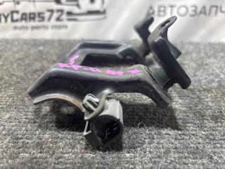 Кронштейн дроссельной заслонки, ориг. номер 2226746040, Toyota Mark 2 1998-2002