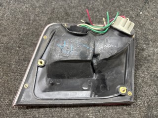 вставка в крышку багажника, ориг. номер 32148, Toyota Camry 1994-1996
