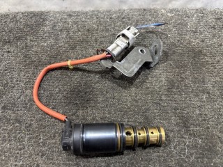 Клапан компрессора кондиционера, ориг. номер 883100D330, 8831052201, Toyota IST 2005-2007