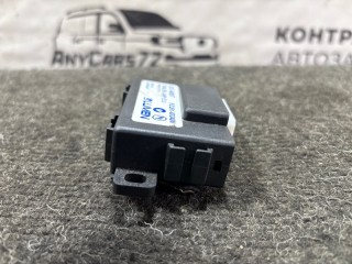 Блок управления прицепного устройства, ориг. номер PZQ6100040M, Toyota Rav4 2010-2016