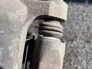 Суппорт тормозной, Mitsubishi Lancer 2003-2010