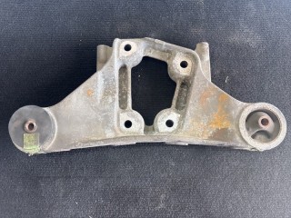 крепление редуктора, ориг. номер 5239028010, Toyota Estima 2003-2006