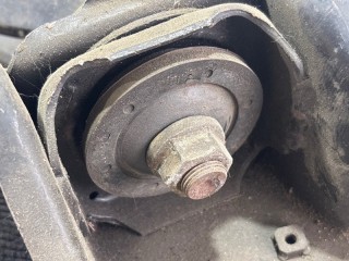 рычаг продольный, Toyota MARK 2 1984-1997