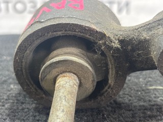 крепление редуктора, Toyota RAV4 2003-2005