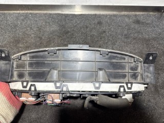 щиток приборов, ориг. номер 0411040069B, Nissan Serena 2001-2005