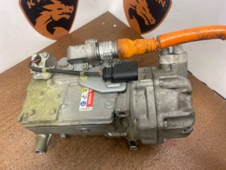 Компрессор кондиционера, ориг. номер 7P0820803H, 7P0998671, Porsche Cayenne 2010-2014