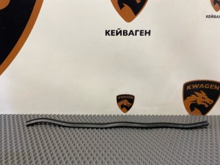 Уплотнительная резинка боковой двери, ориг. номер 8P4839671, Audi S3 2013-2016