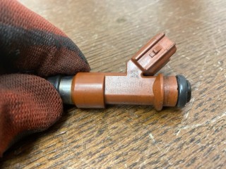 Форсунка топливная, ориг. номер 2325031050, Toyota Camry 2006-2009