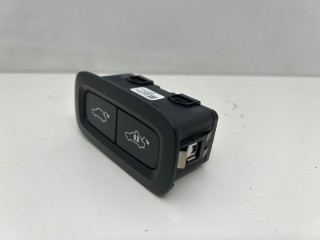 Кнопка открывания багажника, ориг. номер 31674801, Volvo XC90 2014-2019