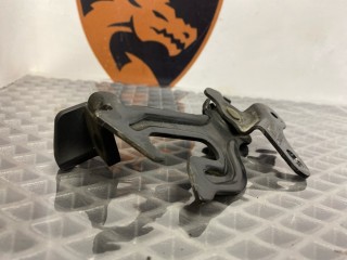 Крюк замка капота, ориг. номер 31218611, Volvo S60 2013-2018