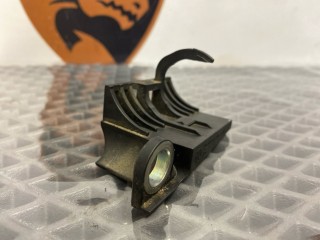 Кронштейн, ориг. номер 03L103870A, Volkswagen Passat 2005-2010