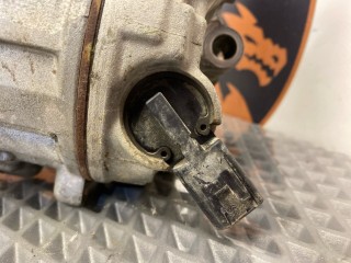 Компрессор кондиционера, ориг. номер 8K0260805E, Audi A4 2004-2009