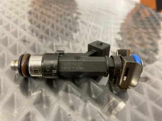 Форсунка топливная, ориг. номер 0280158205, Opel Astra 2006-2014