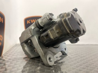 Суппорт тормозной, ориг. номер 46310-33010, Toyota RAV4 2018-2026