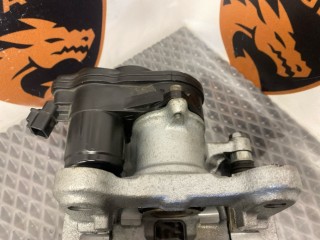 Суппорт тормозной, ориг. номер 46310-33010, Toyota RAV4 2018-2026