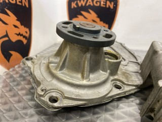 Помпа, ориг. номер 251003C170, Hyundai Grand Santa Fe 2012-2016