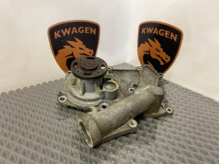 Помпа, ориг. номер 251003C130, Hyundai Genesis 2011-2013