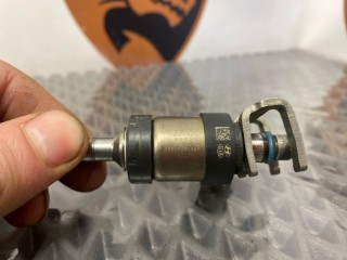 Форсунка топливная, ориг. номер 353103C550, Hyundai Genesis 2011-2013