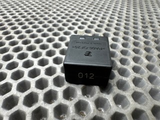Реле, ориг. номер A0035420419, Mercedes-Benz E-Class 2013-2017