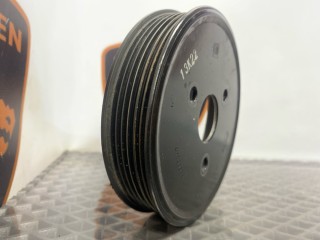Шкив помпы, ориг. номер 55565243, Opel Astra 2006-2014