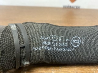 Патрубок системы охлаждения, ориг. номер 8R0121049Q, Audi Q5 2012-2017