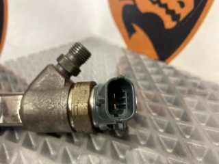Форсунка топливная, ориг. номер 35062015F, Jeep Grand Cherokee 2013-2016