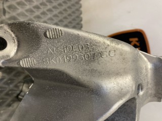 Кронштейн, ориг. номер 8K0199307CC, Audi A4 2004-2009