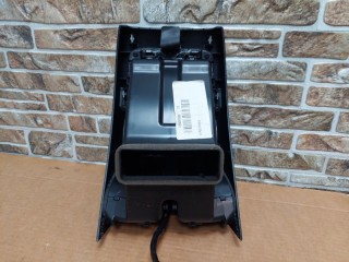 Панель подачи воздуха сзади в сборе, ориг. номер C01691009BL, C01690009BD, Jeep Grand Cherokee 2013-2016