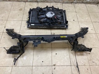 телевизор с радиаторами, ориг. номер BJ3216778AC, GJ328005CB, GJ328C607AB, GJ3219E839BC, GJ328K230AA, HK723C252AA, FK7200261AB, FK7213N079AD, FK7213N078AD, 9013371502, Land Rover Discovery Sport 2014-2019