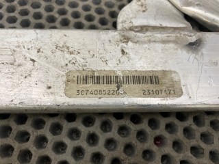 Распорка кузова, ориг. номер 3C740852206, BMW 5-Series