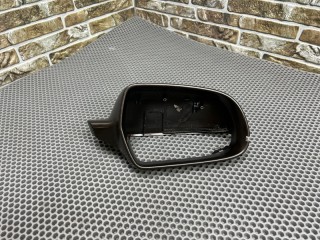 Накладка крепления зеркала, ориг. номер 8F0857528, Audi A5 2011-2016