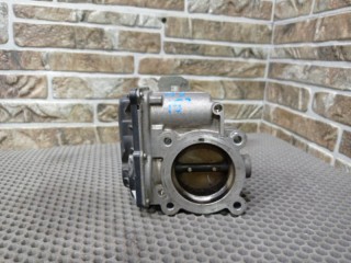 Дроссельная заслонка, ориг. номер PE0113640B, Mazda Mazda 3