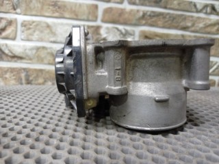 Дроссельная заслонка, ориг. номер PE0113640B, Mazda Mazda 3
