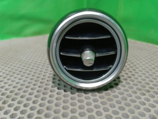 Дефлектор воздушный, ориг. номер A2058304204, Mercedes-Benz C-class