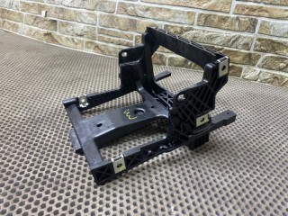 кронштейн центральной консоли, ориг. номер 9267954, BMW X5 2010-2013