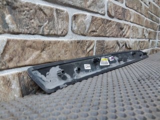 Накладка рамки двери, ориг. номер HY32237B74, Land Rover Discovery 2017-2021