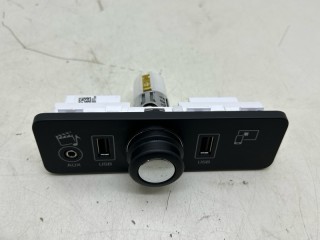 USB Разъем, ориг. номер CPLA19C166AC, Land Rover Range Rover 2012-2017