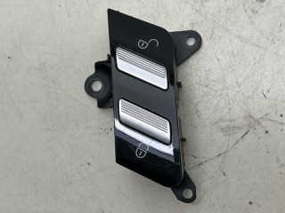 Кнопка открытия двери, ориг. номер A2218213051, Mercedes-Benz S-Class