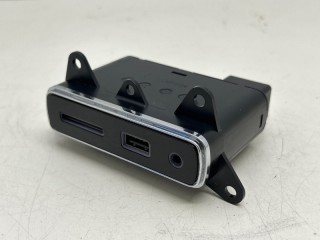 разъем USB, ориг. номер 68141322AA, Jeep Grand Cherokee 2016-2022