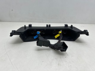 разъем USB, ориг. номер 4L0863915B, Audi Q7 2009-2015