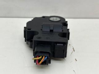 Сервопривод заслонок печки, ориг. номер EFB43605, BMW X5