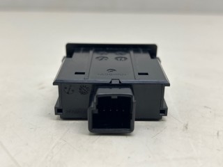 разъем USB, ориг. номер 68145567AA, Jeep Grand Cherokee 2016-2022