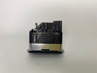 Кнопка стеклоподъемника, ориг. номер A2049058202, Mercedes-Benz M-Class