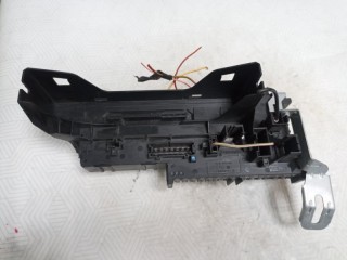 Блок предохранителей под капот, Mercedes-Benz M-Class 2005-2008